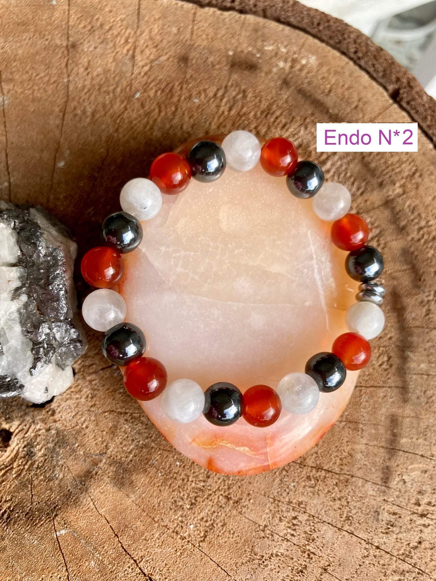 Lithotherapy Bracelet: Endometriosis